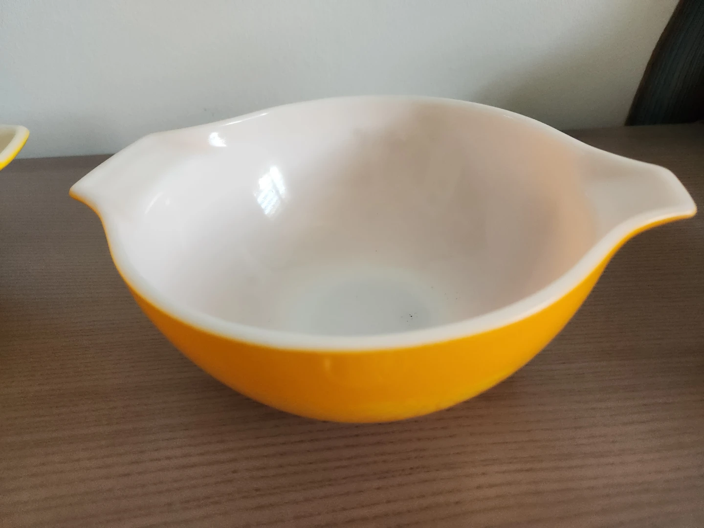 Set of 4 Yellow & Orange Mixing Bowls - photo 3