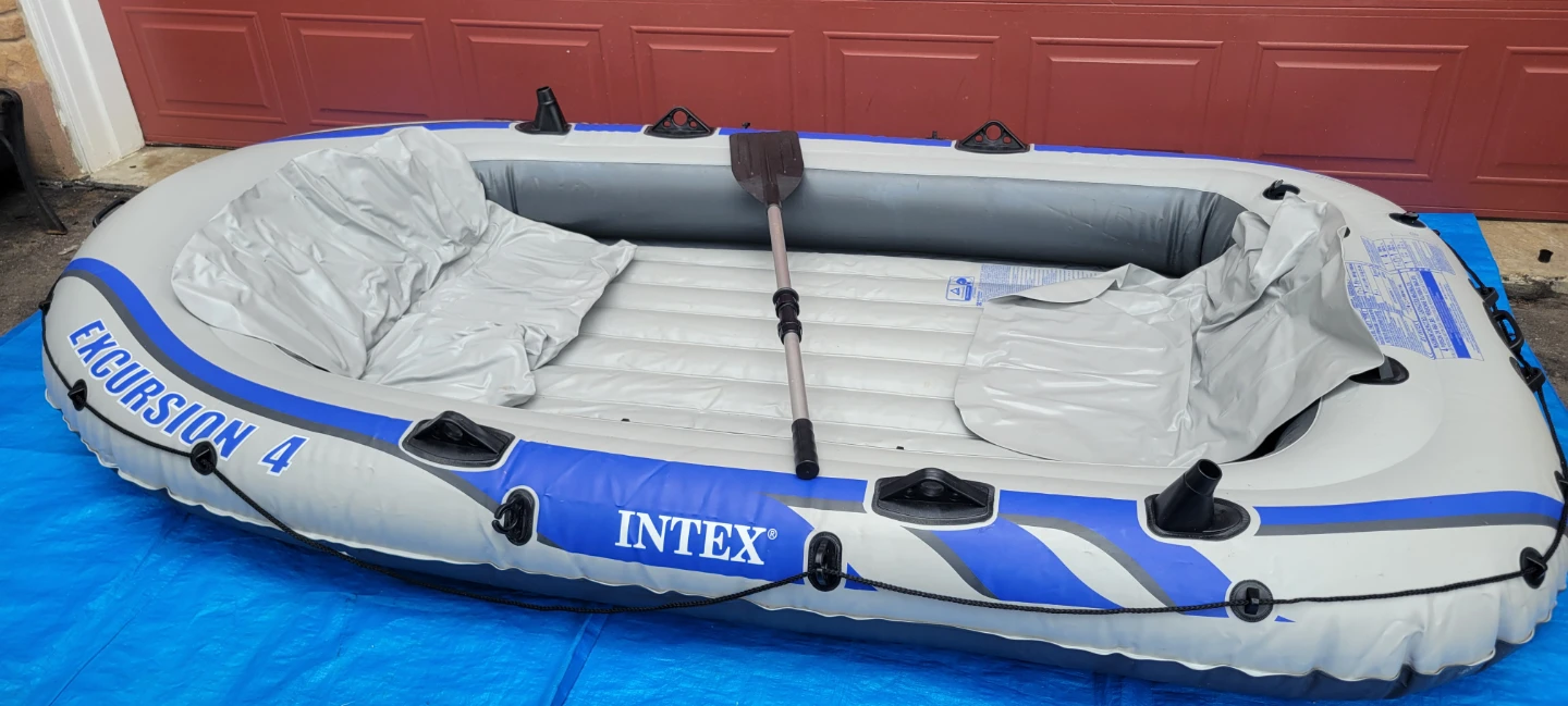 Intex Excursion 4 inflatable 4-person boat - photo 4