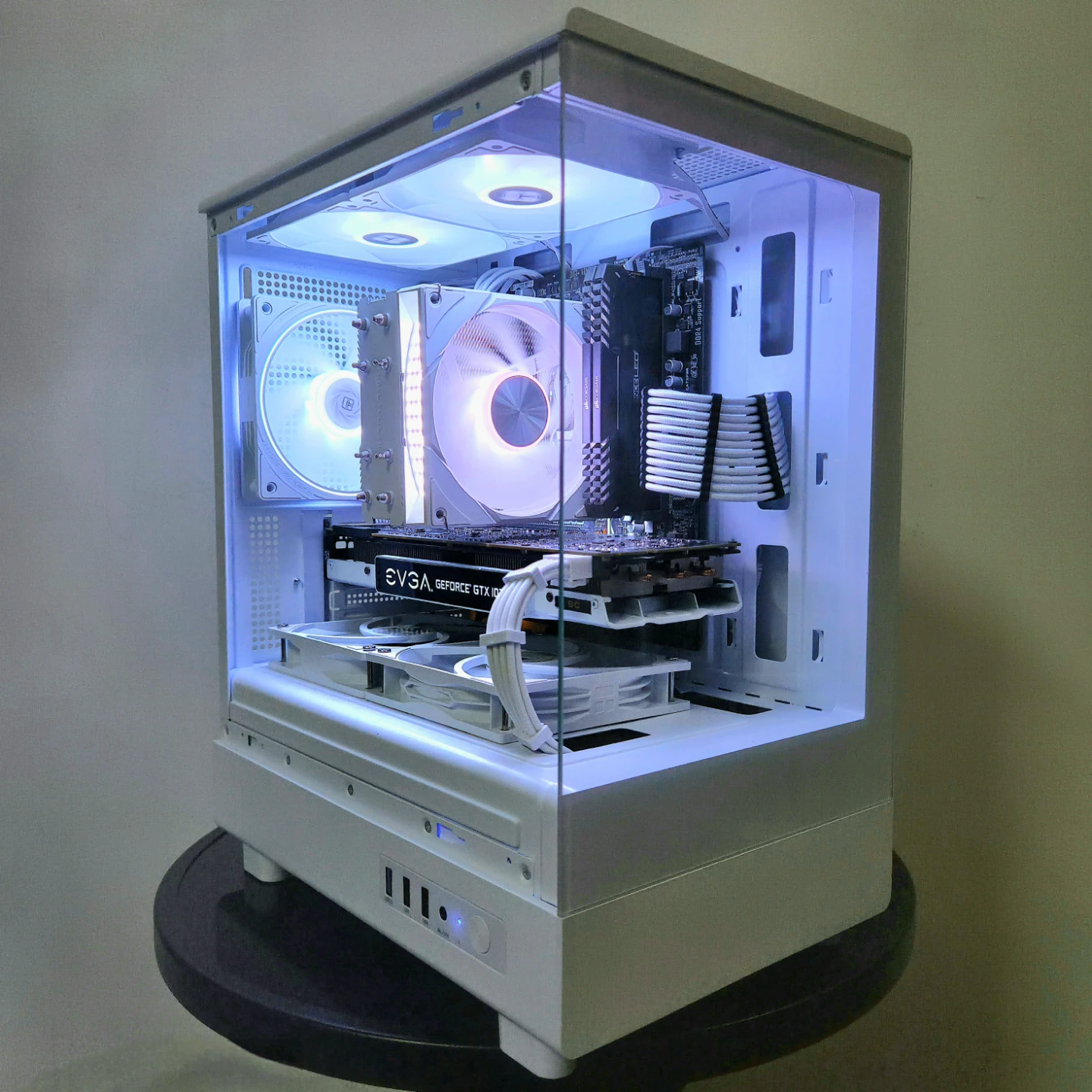 Ryzen 5 3600 | GTX 1070 | All White RGB Gaming PC - photo 2
