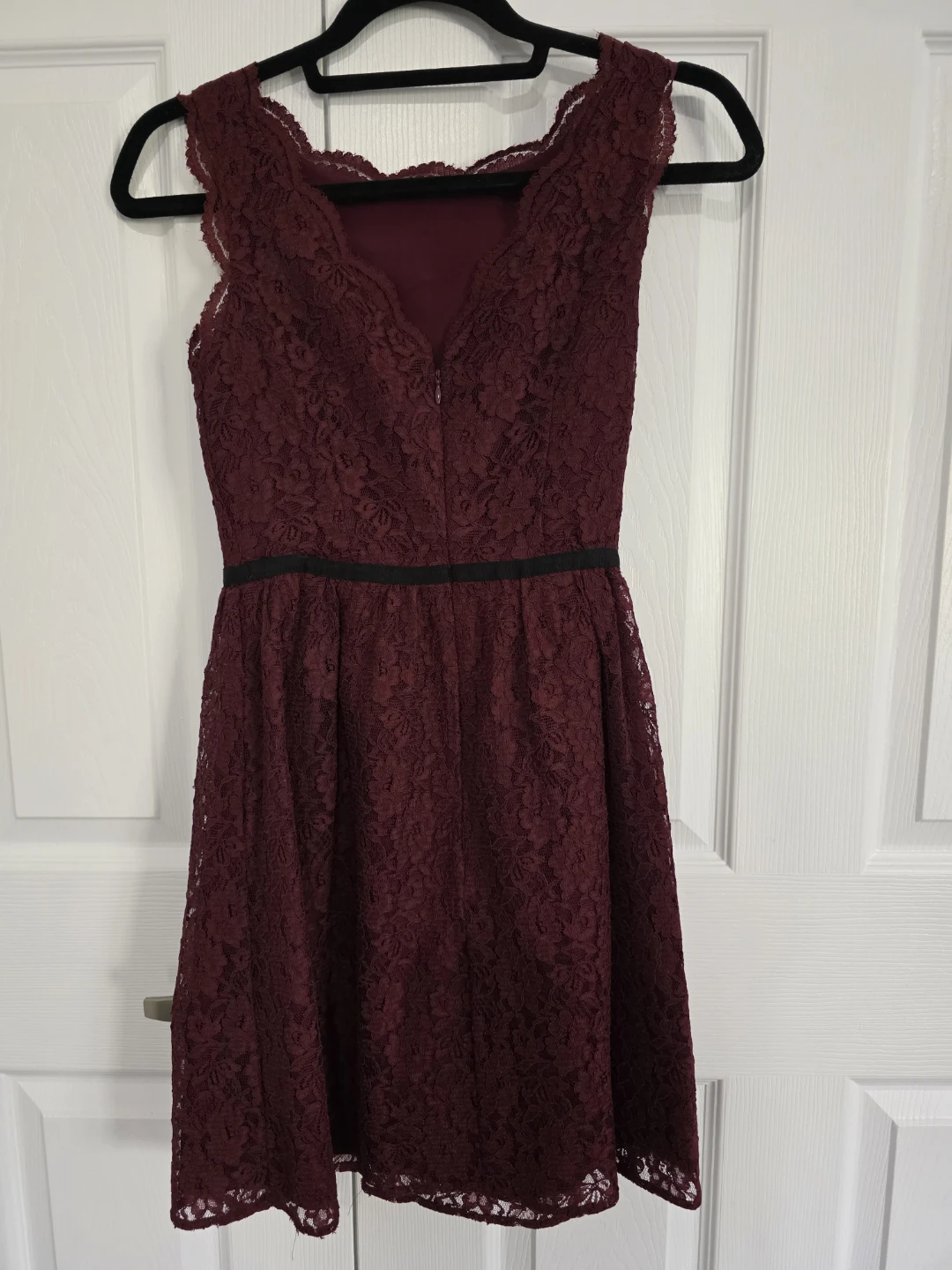 LOFT Petite Burgundy Lace Dress - photo 2