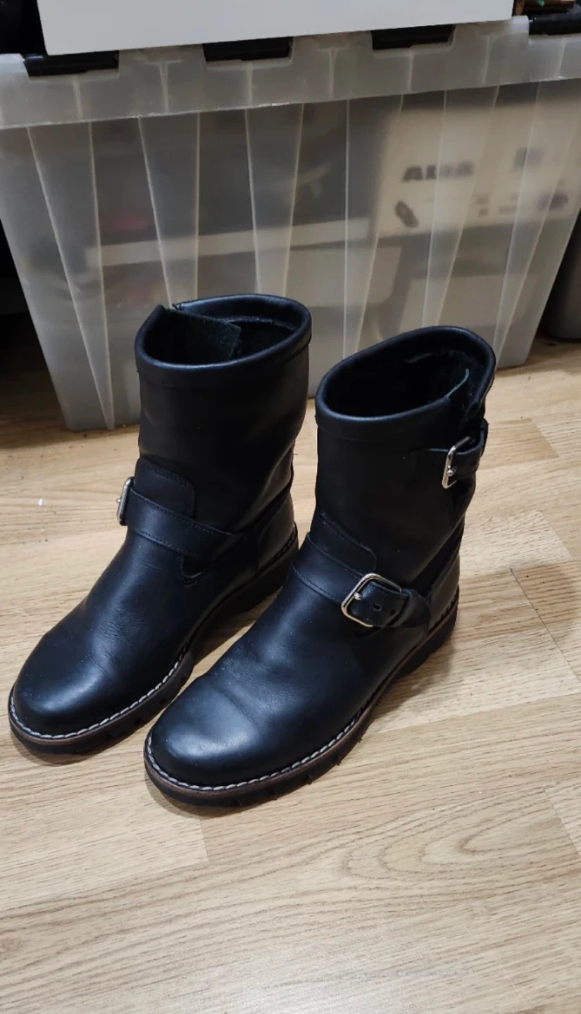 Roots Black Leather Buckle Boots