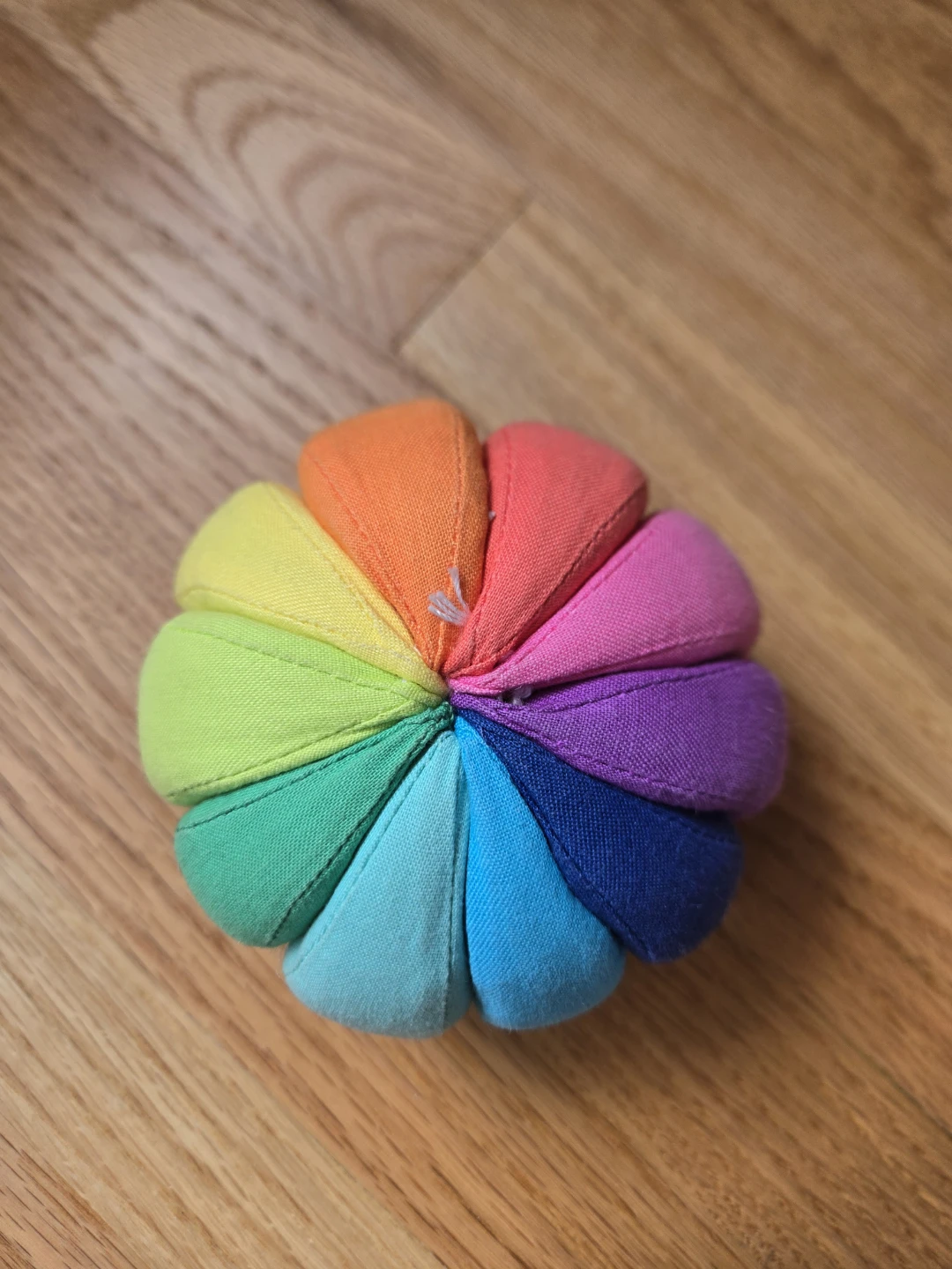 Lovevery Soft Cotton Rainbow Ball Toy Montessori Play Sensor - photo 4