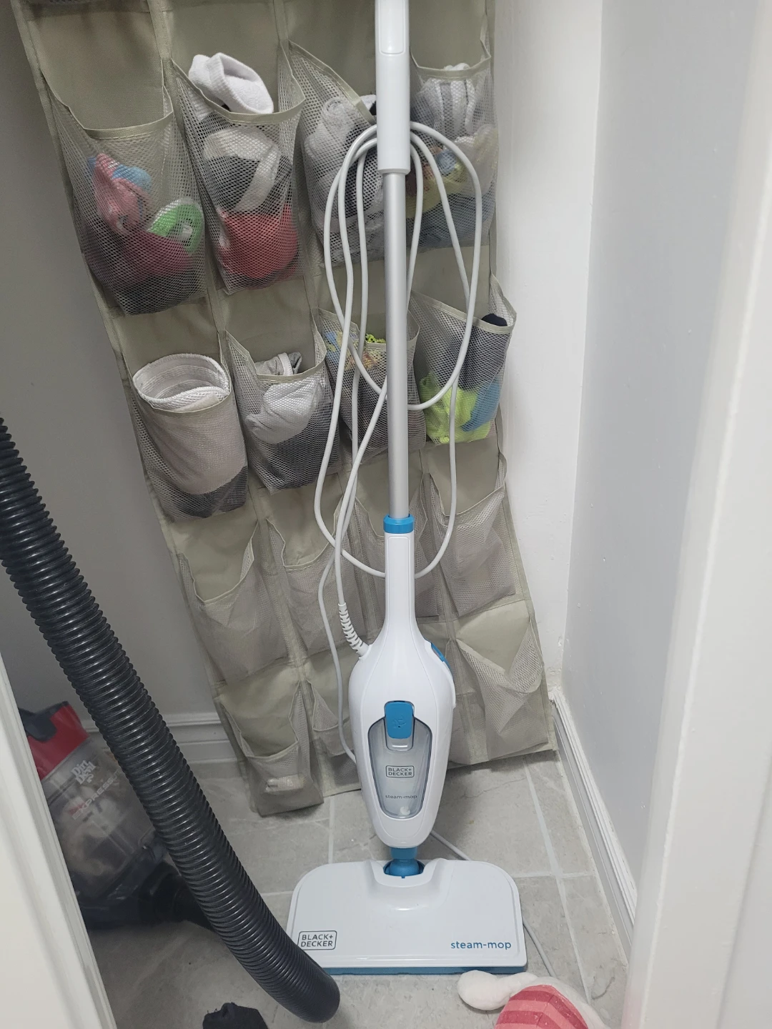 BLACK+DECKER Steam-Mop