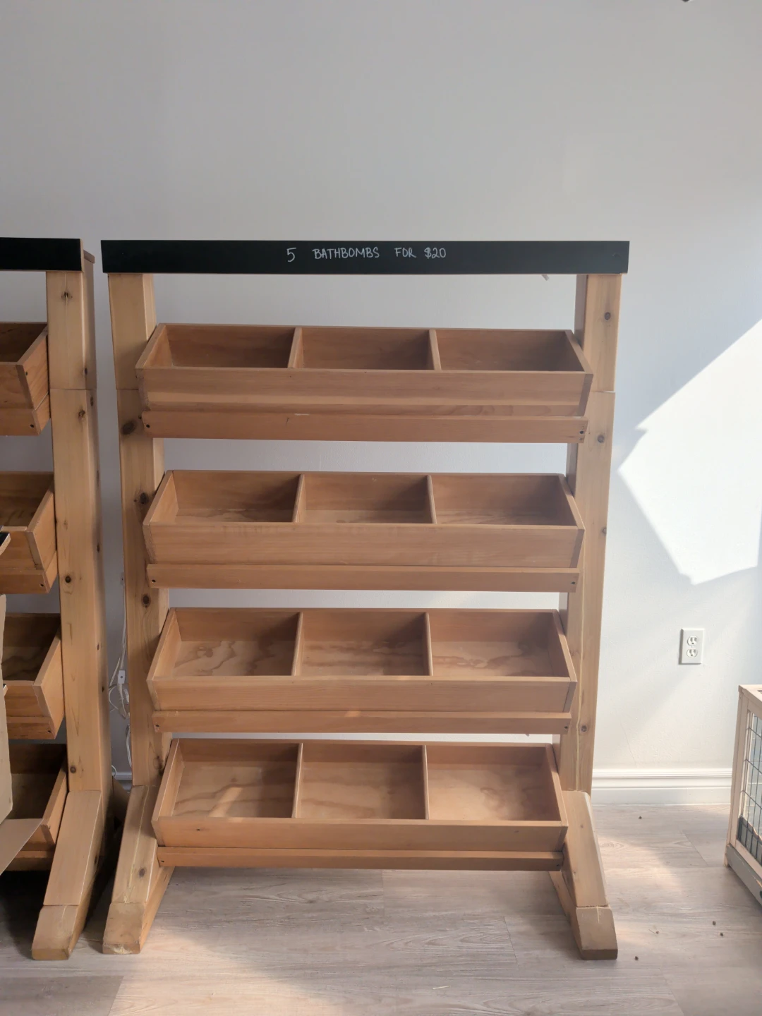 Wooden Display Shelf with 4 Tiers