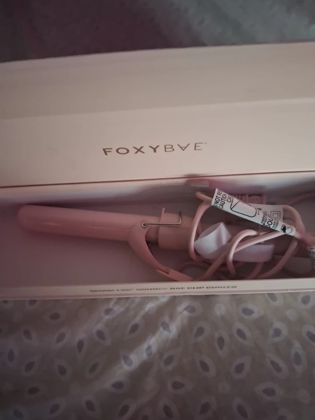 FoxyBae Blush 1.25" Bounce Bae Clip Curler - photo 2