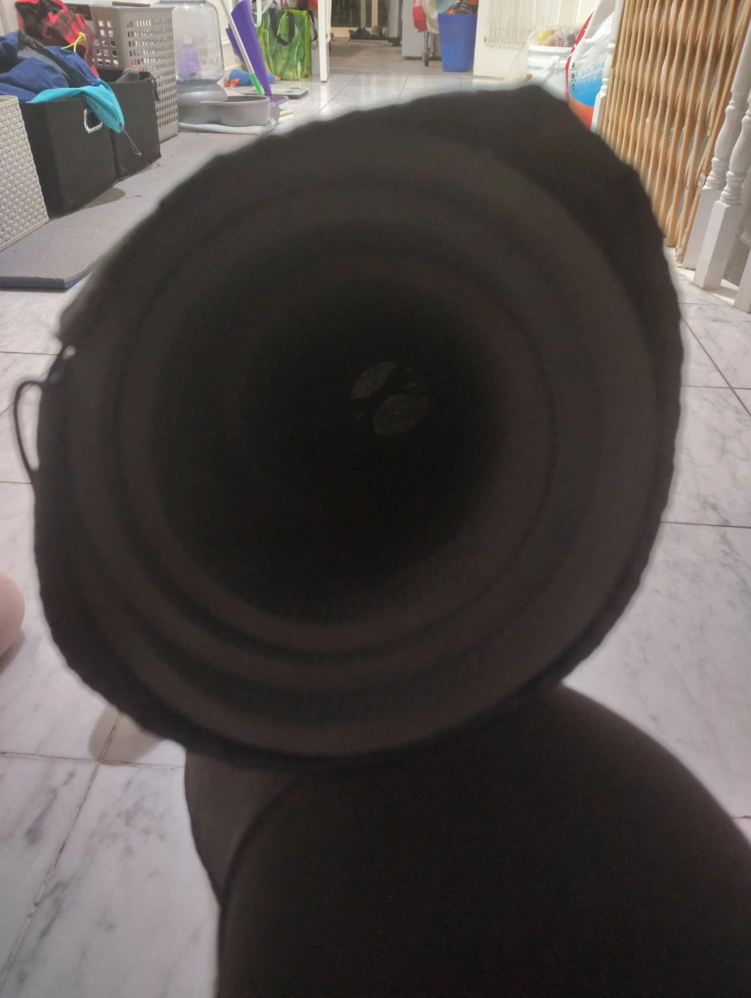 Rolled up dark grey yoga mat - photo 2