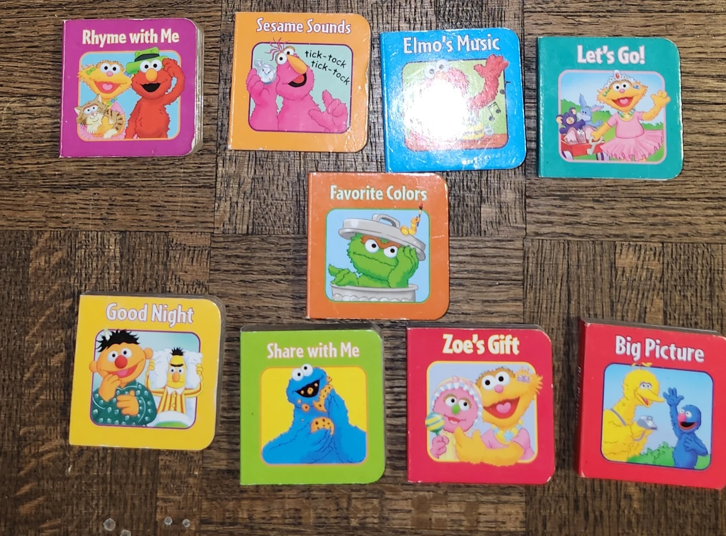 Elmo mini book set