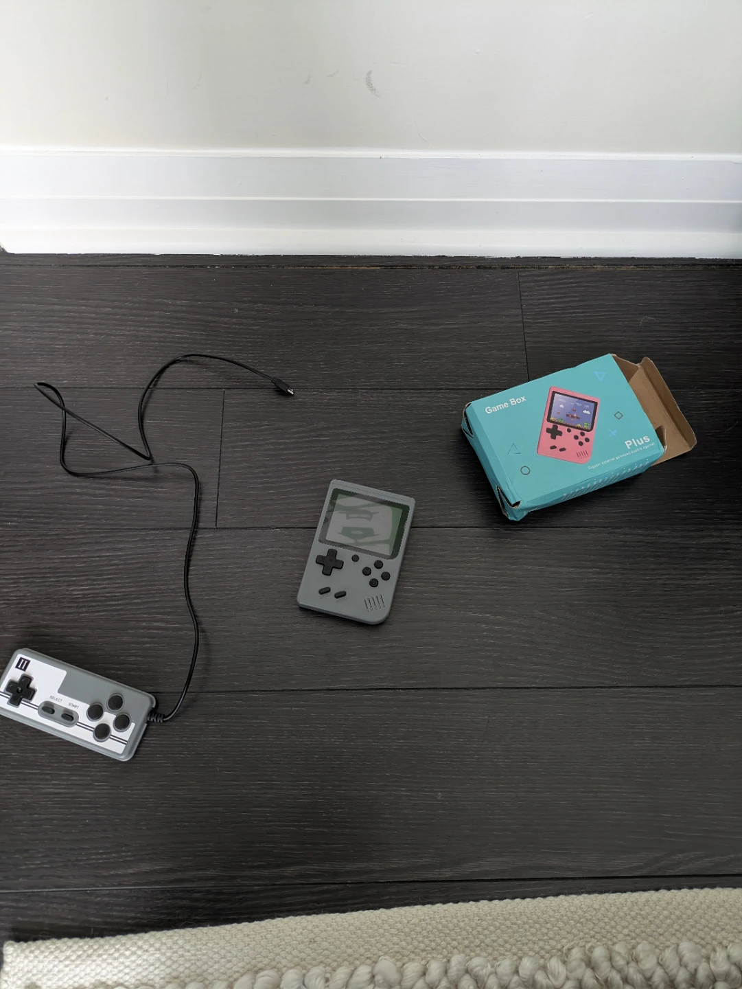 Handheld Game Console with Controller with 500 games