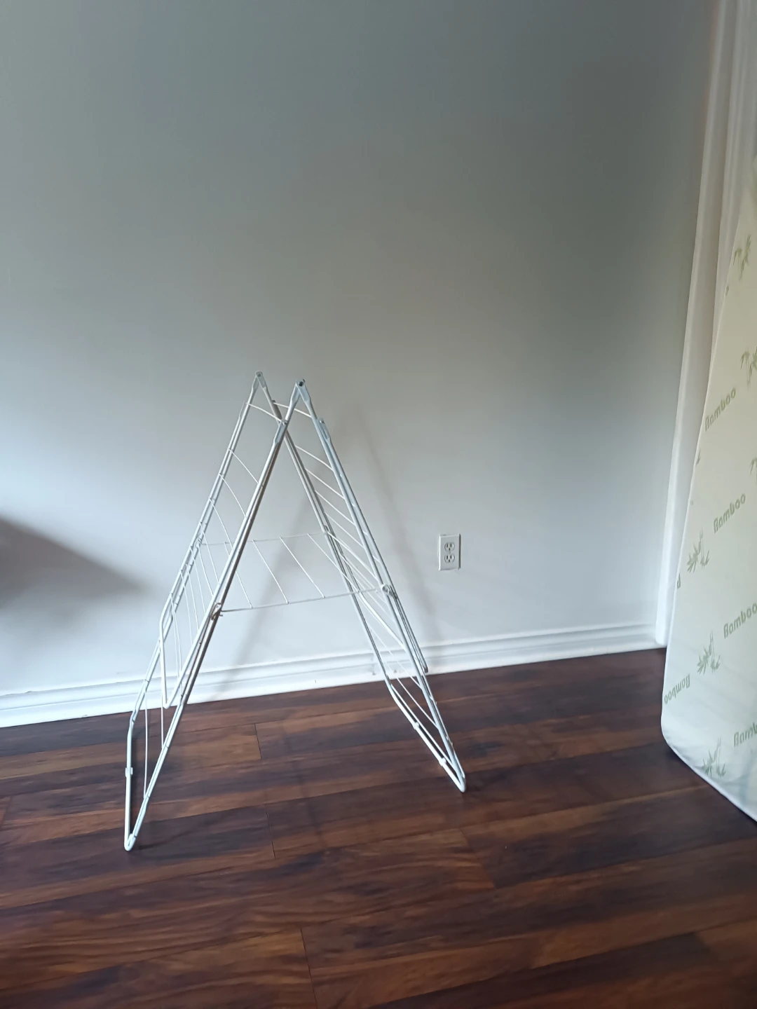 White Collapsible Drying Rack - photo 3