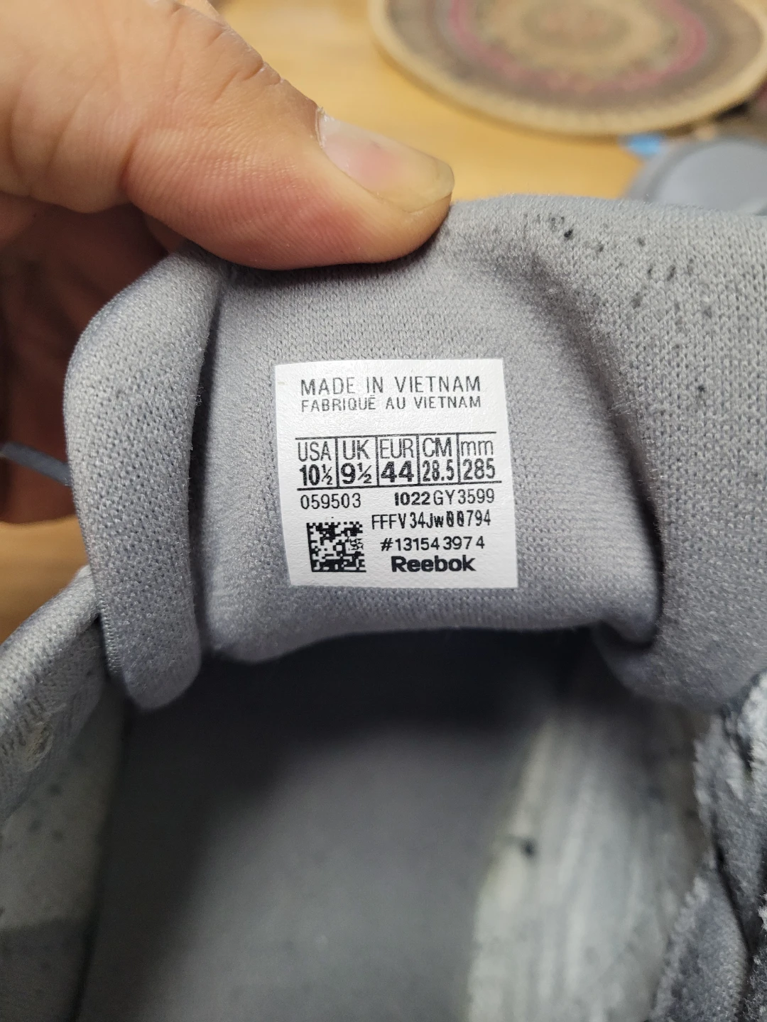 Reebok Classic Men's Grey Sneakers - Size 10.5 - photo 3