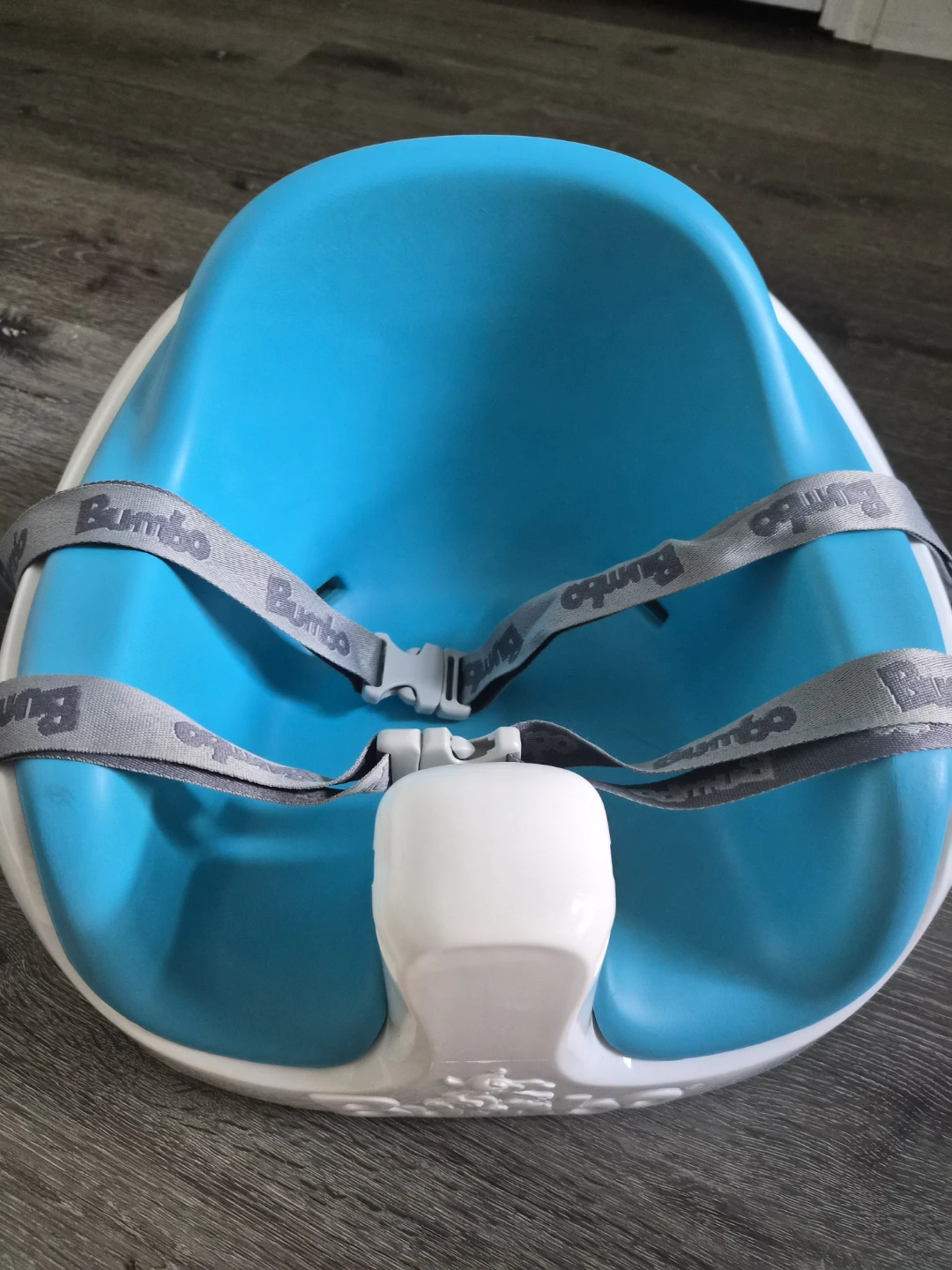 Bumbo floor seat with tray
