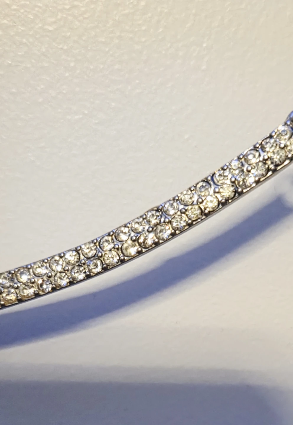 Guess Silver Tone Necklace with Rhinestones - photo 3