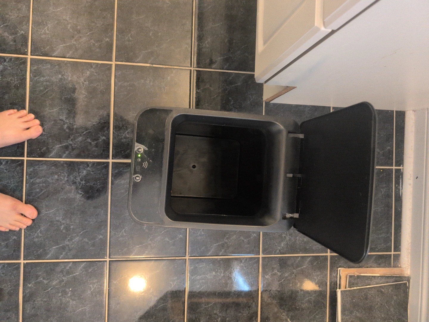 iTouchless Automatic Trash Can - photo 2