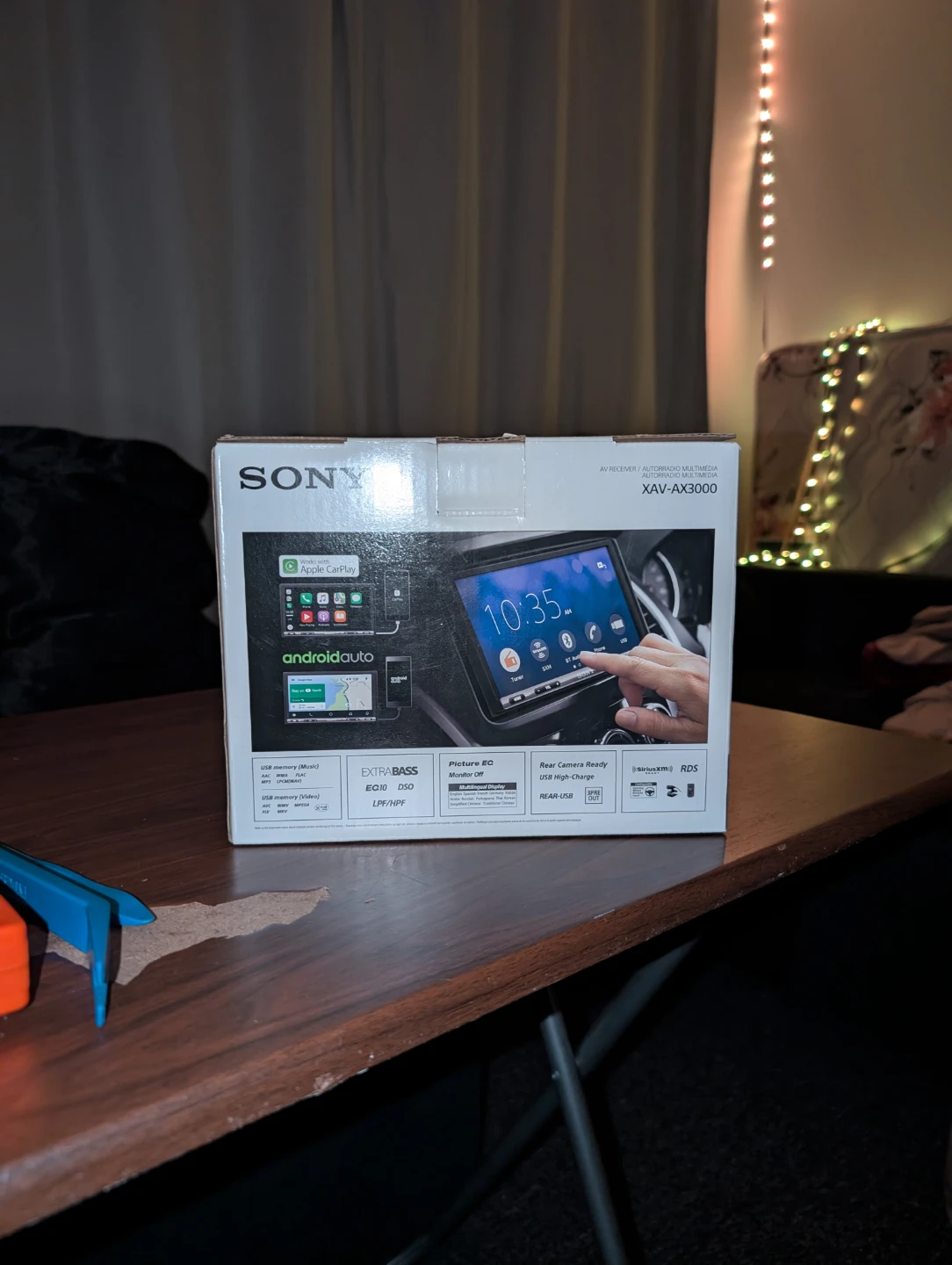 Sony XAV-AX3000 Multimedia Receiver - photo 2