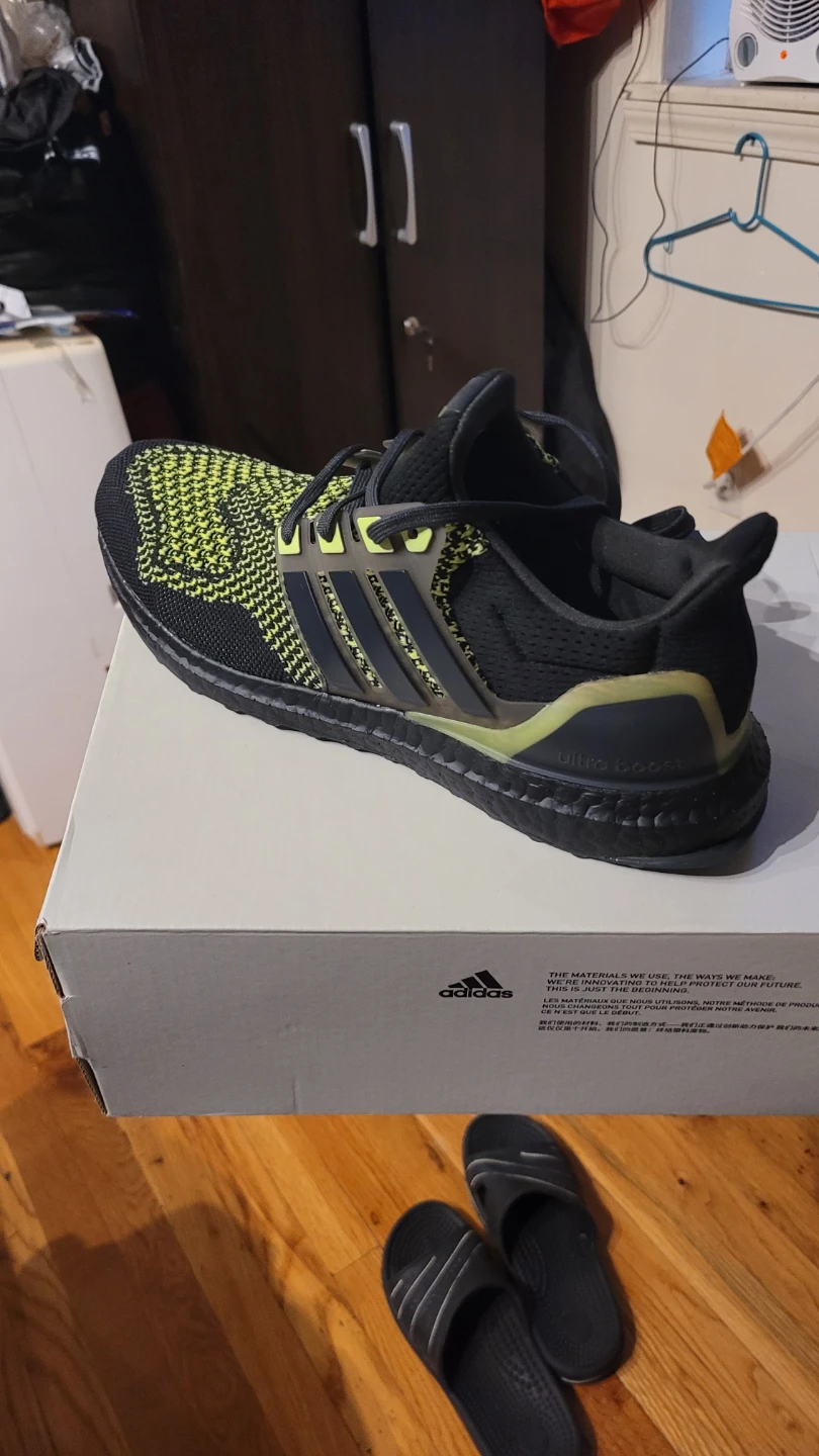 Adidas Ultra Boost Running Shoes Men's Size 8