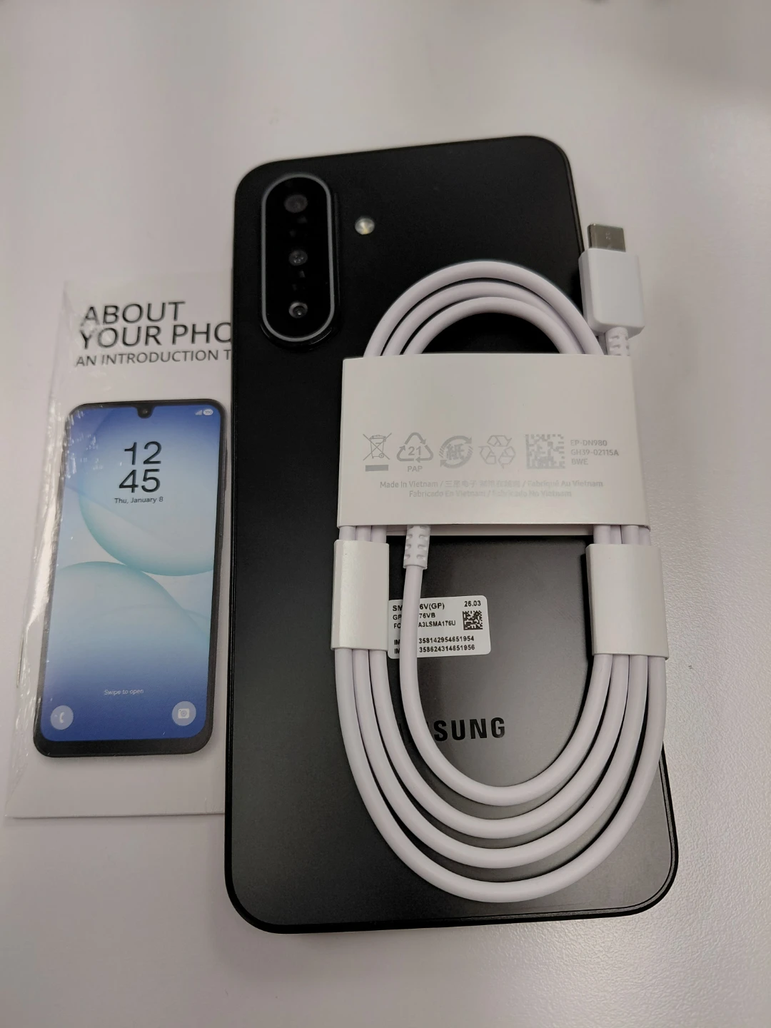 Samsung Smartphone with USB-C Cable