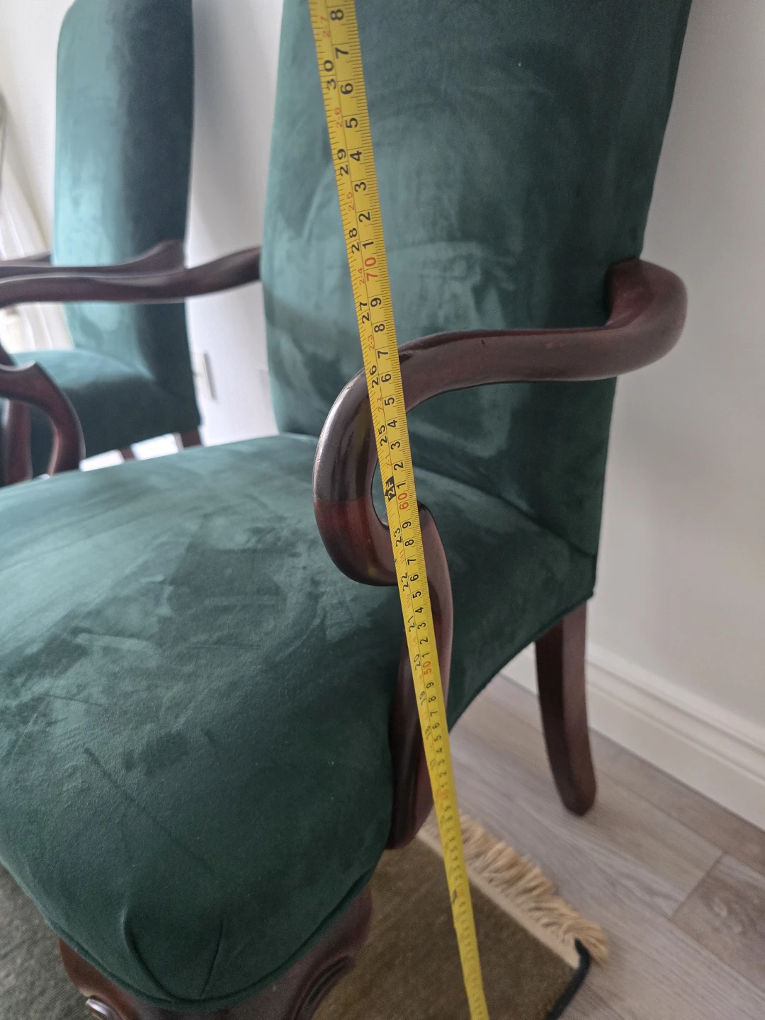 MOVING SALE - A pair of vintage arm chairs, very comfortable - photo 2