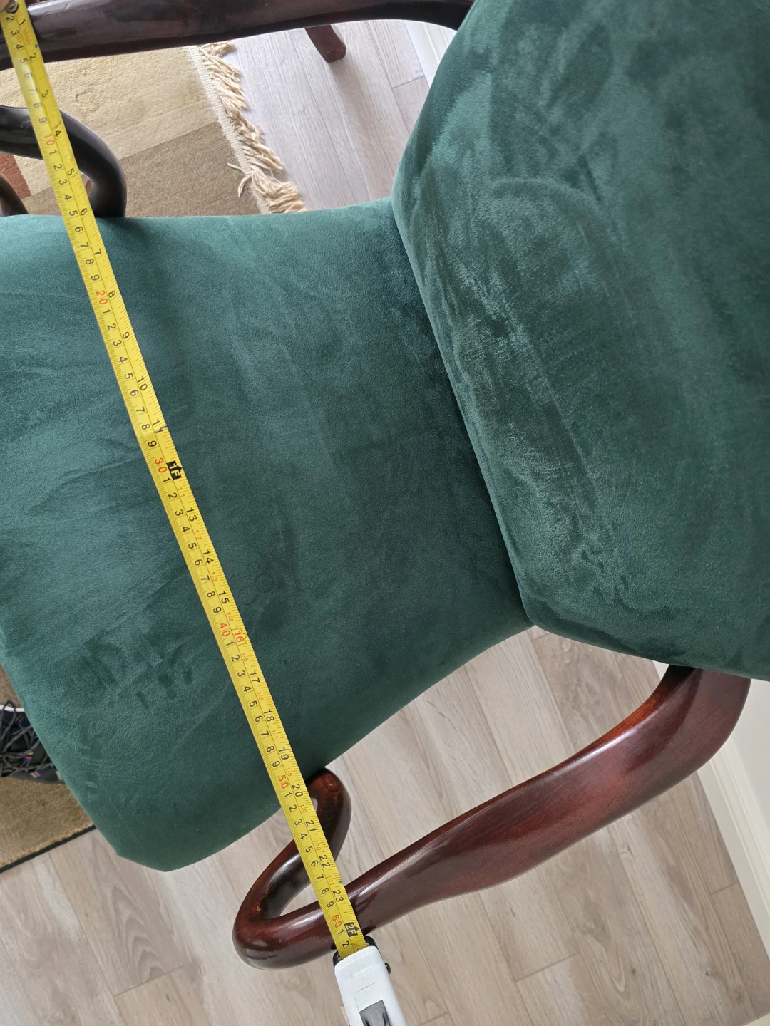 MOVING SALE - A pair of vintage arm chairs, very comfortable - photo 3