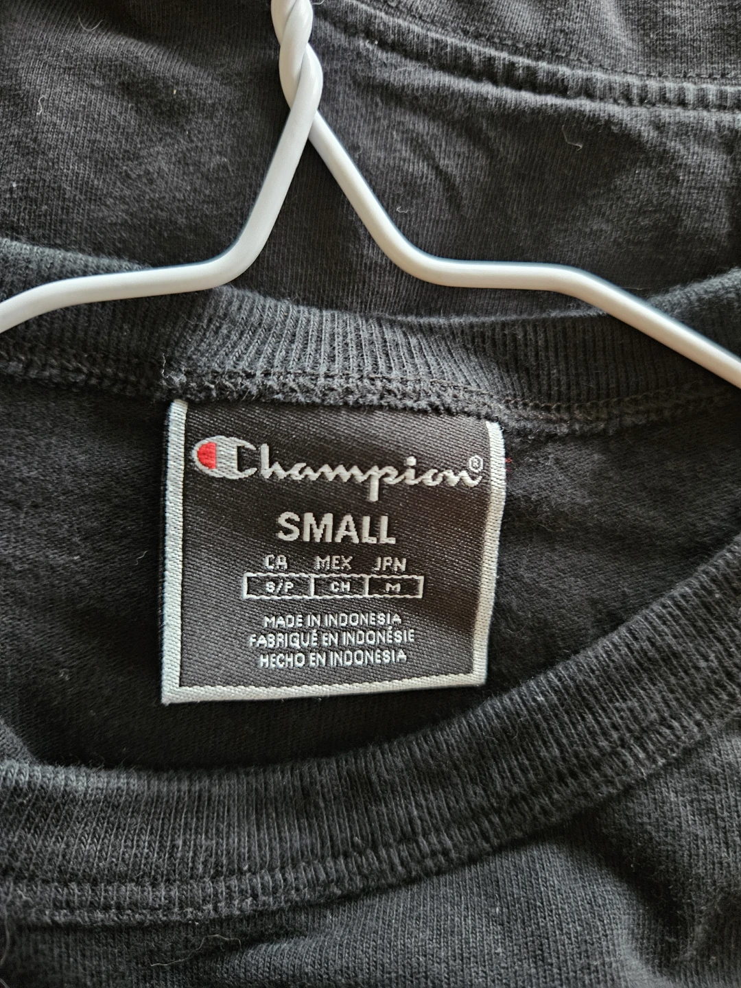 Champion Black Cropped T-Shirt - Size Small - photo 2