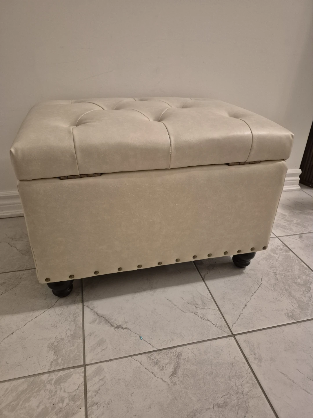 Cream Faux Leather Storage Ottoman - photo 3