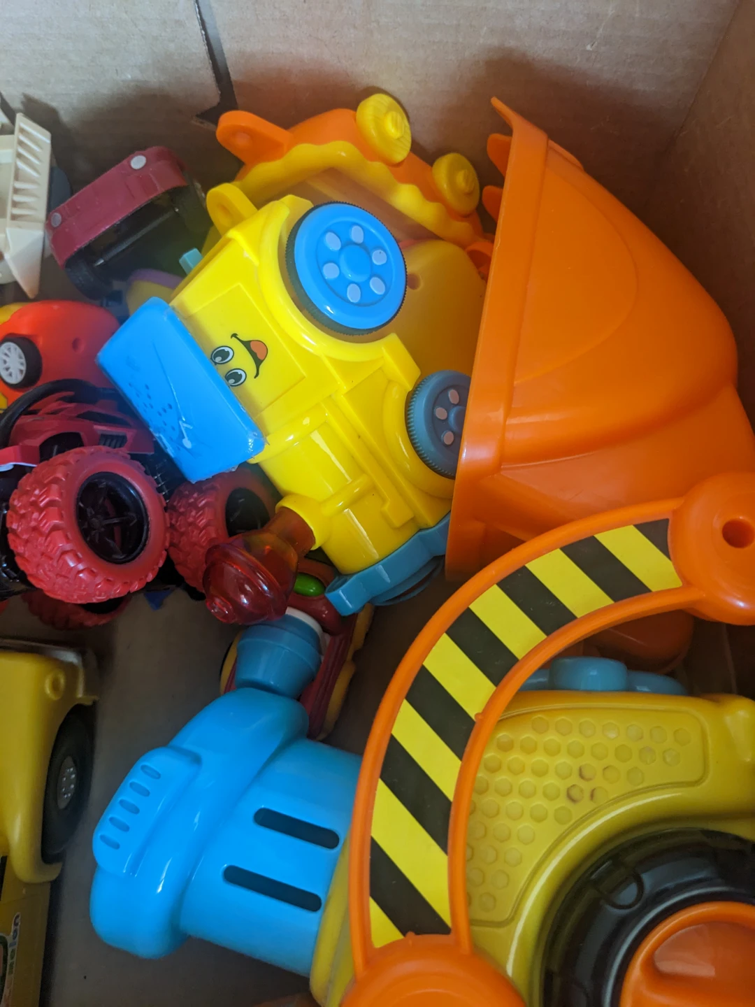 VTech Push & Pop Bulldozer and other toy vehicles - photo 3
