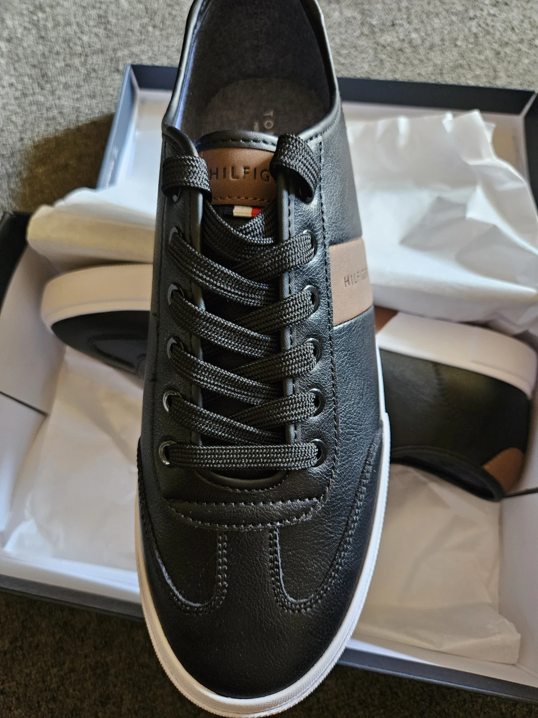 Tommy Hilfiger Men's Black Leather Sneakers - photo 3