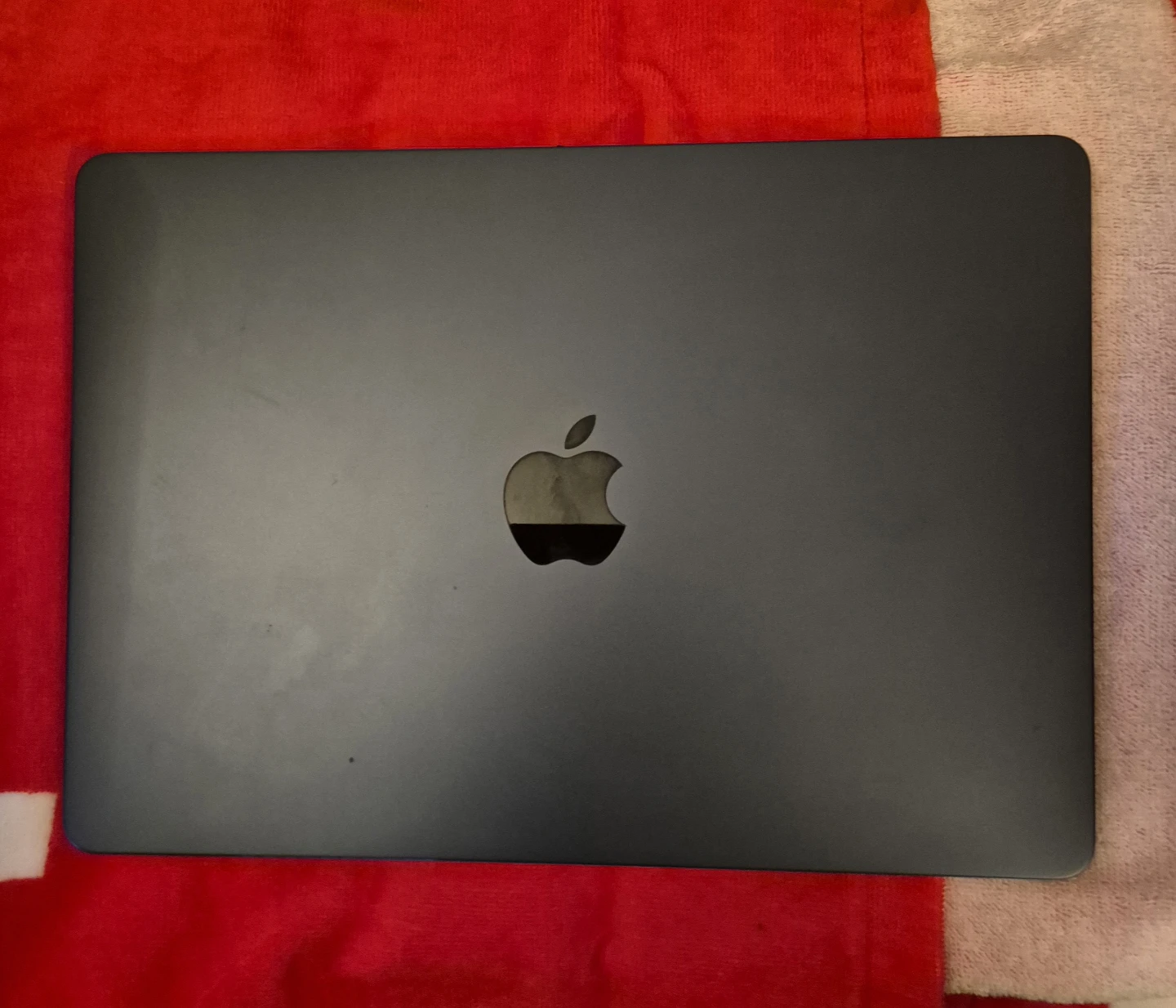 Apple MacBook air 2025 M4 chip