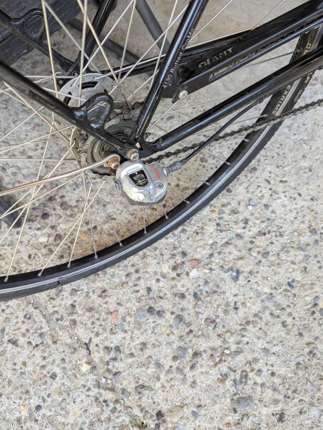 Giant Via City Commuter Bike –  (Internal 3-Speed Hub) - photo 4