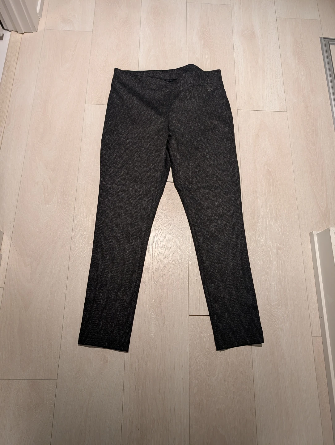 Calvin Klein Women's Pants Size L/G