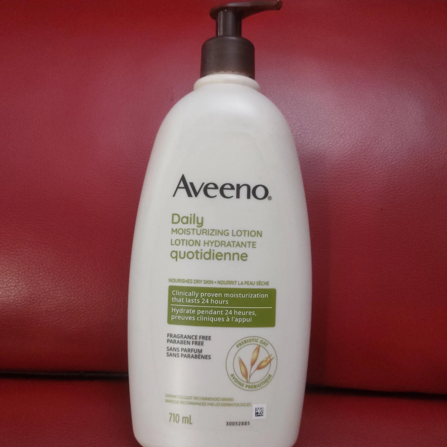 New Aveeno Daily Moisturizing Lotion - 710 mL