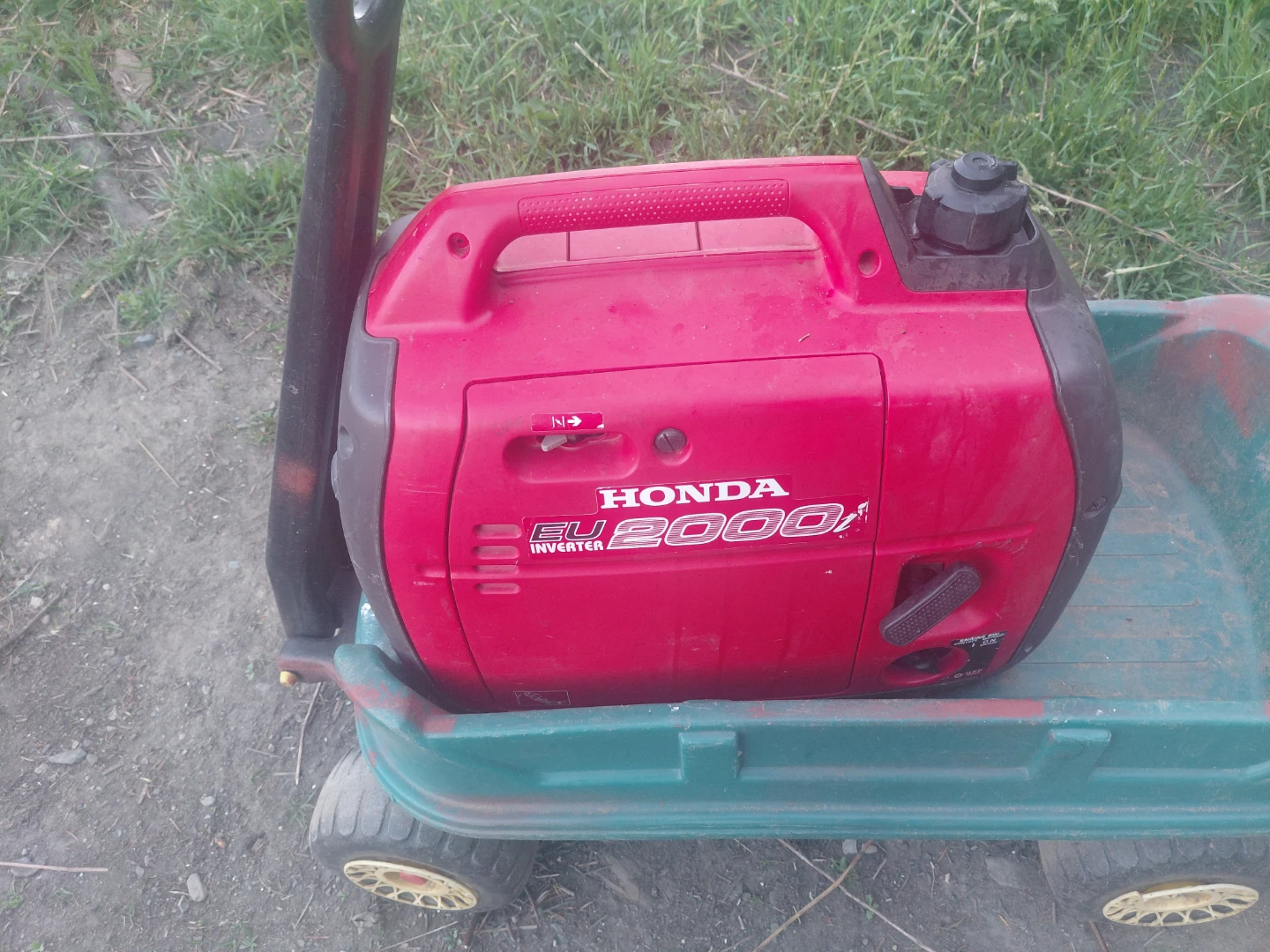 Honda EU2000i Inverter Generator