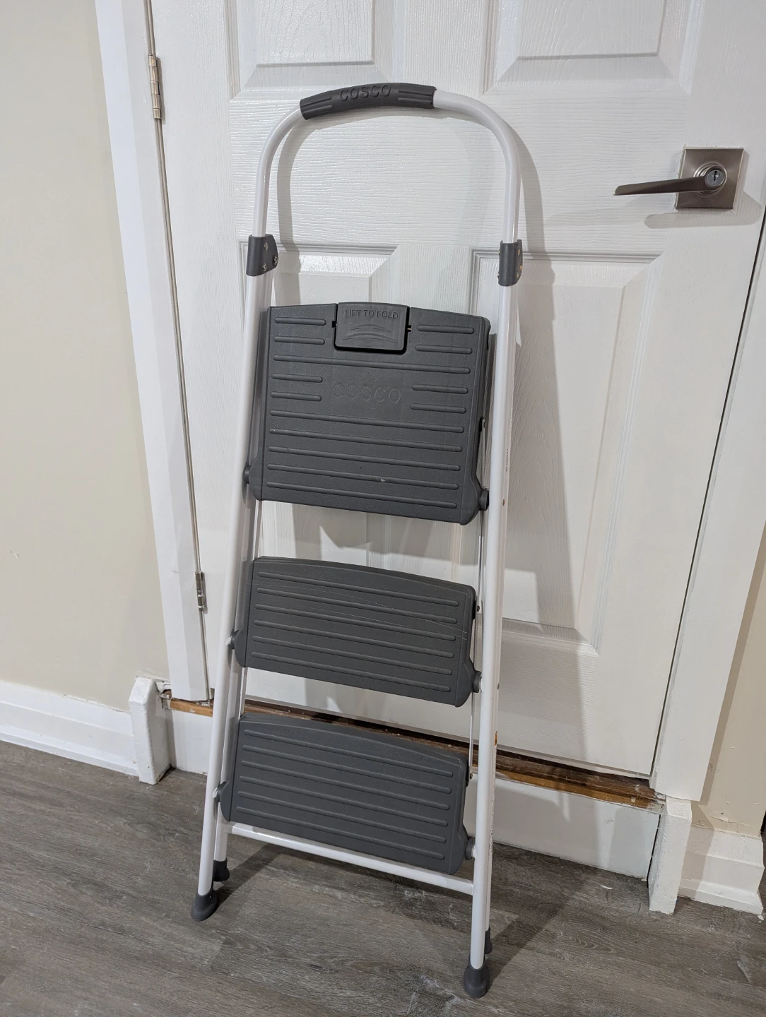 3-Step Stepladder
