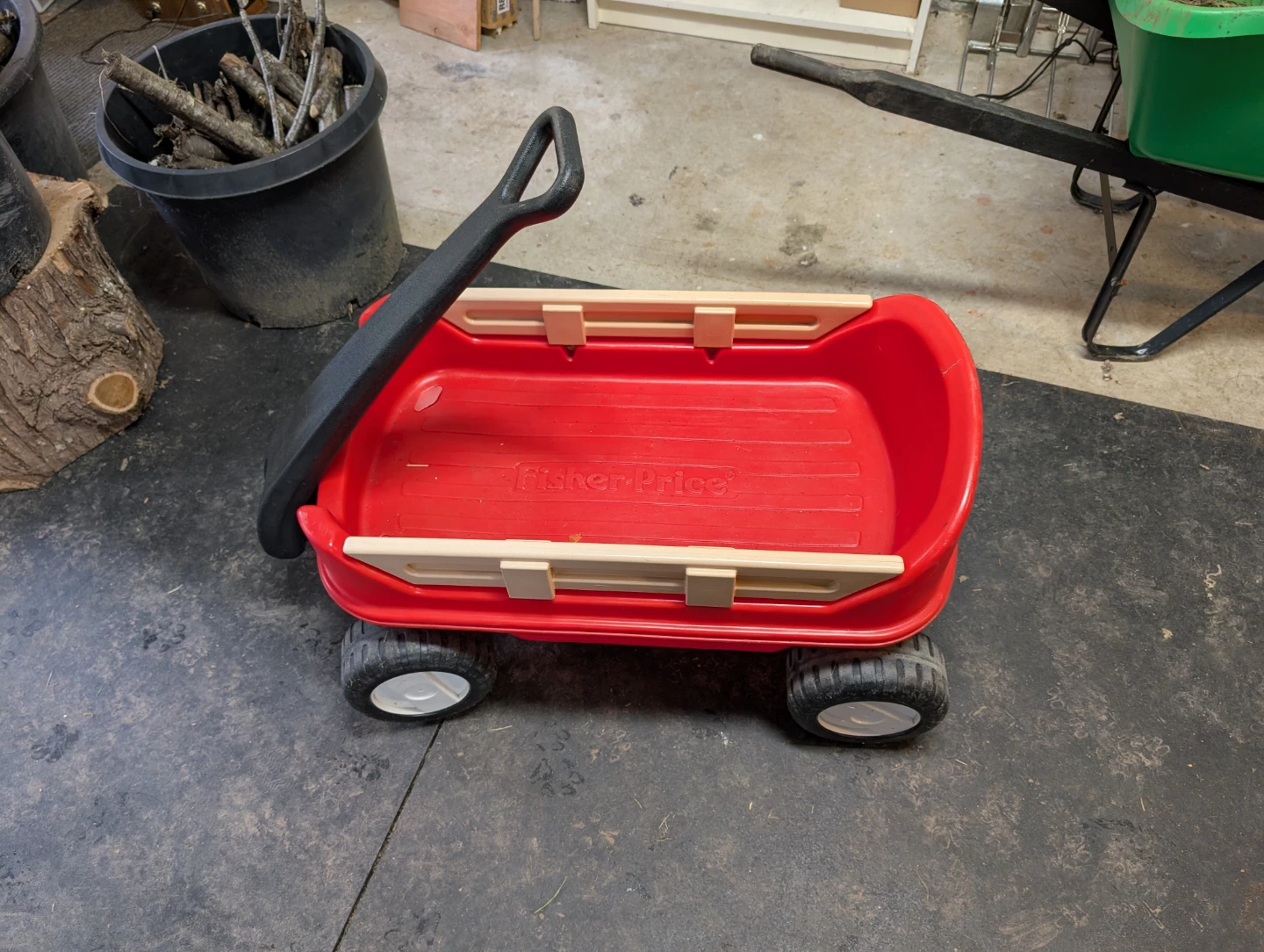 Fisher-Price Red Little People Wagon - photo 2