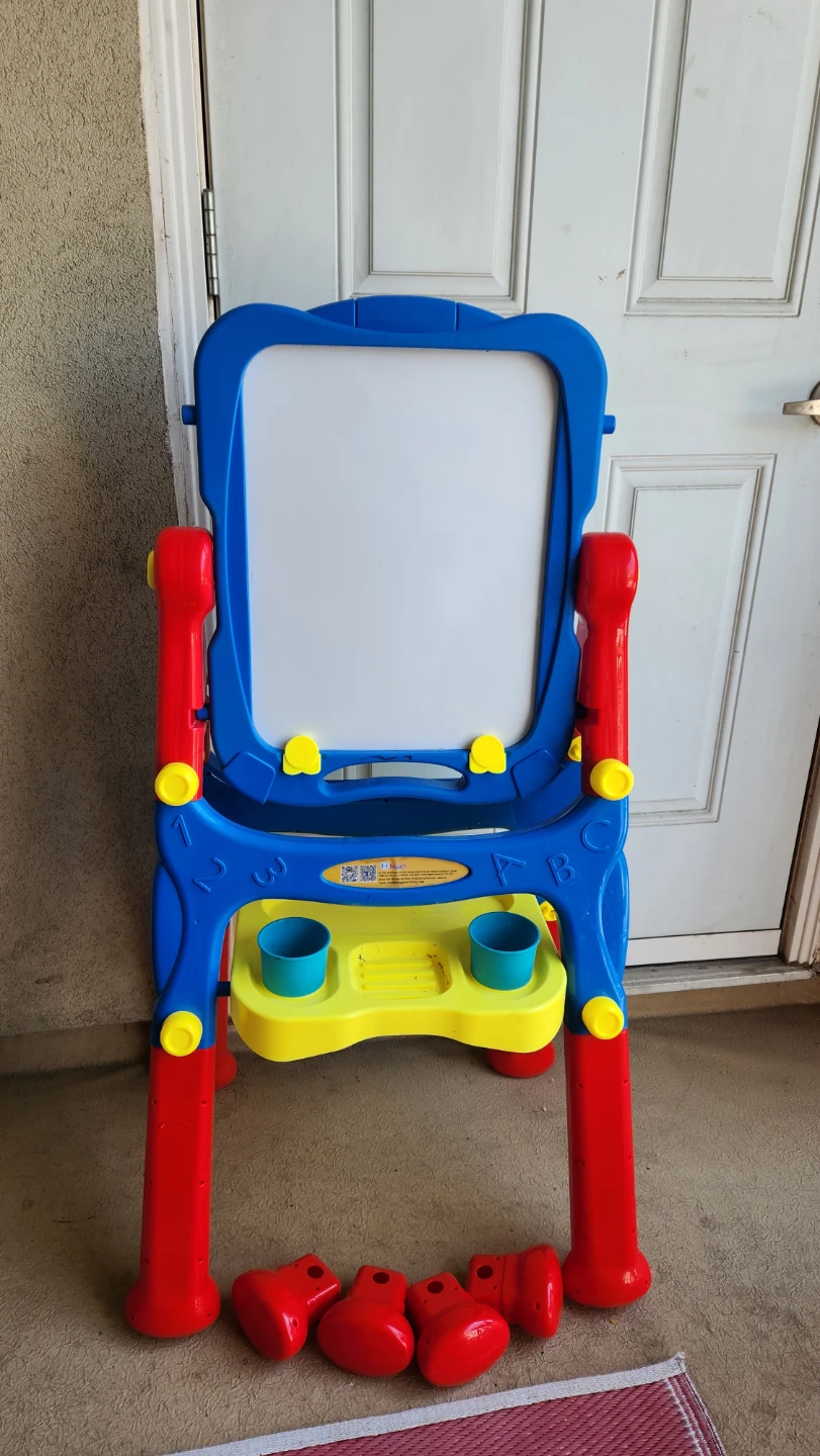 Kids Art Easel with Chalkboard and Whiteboard