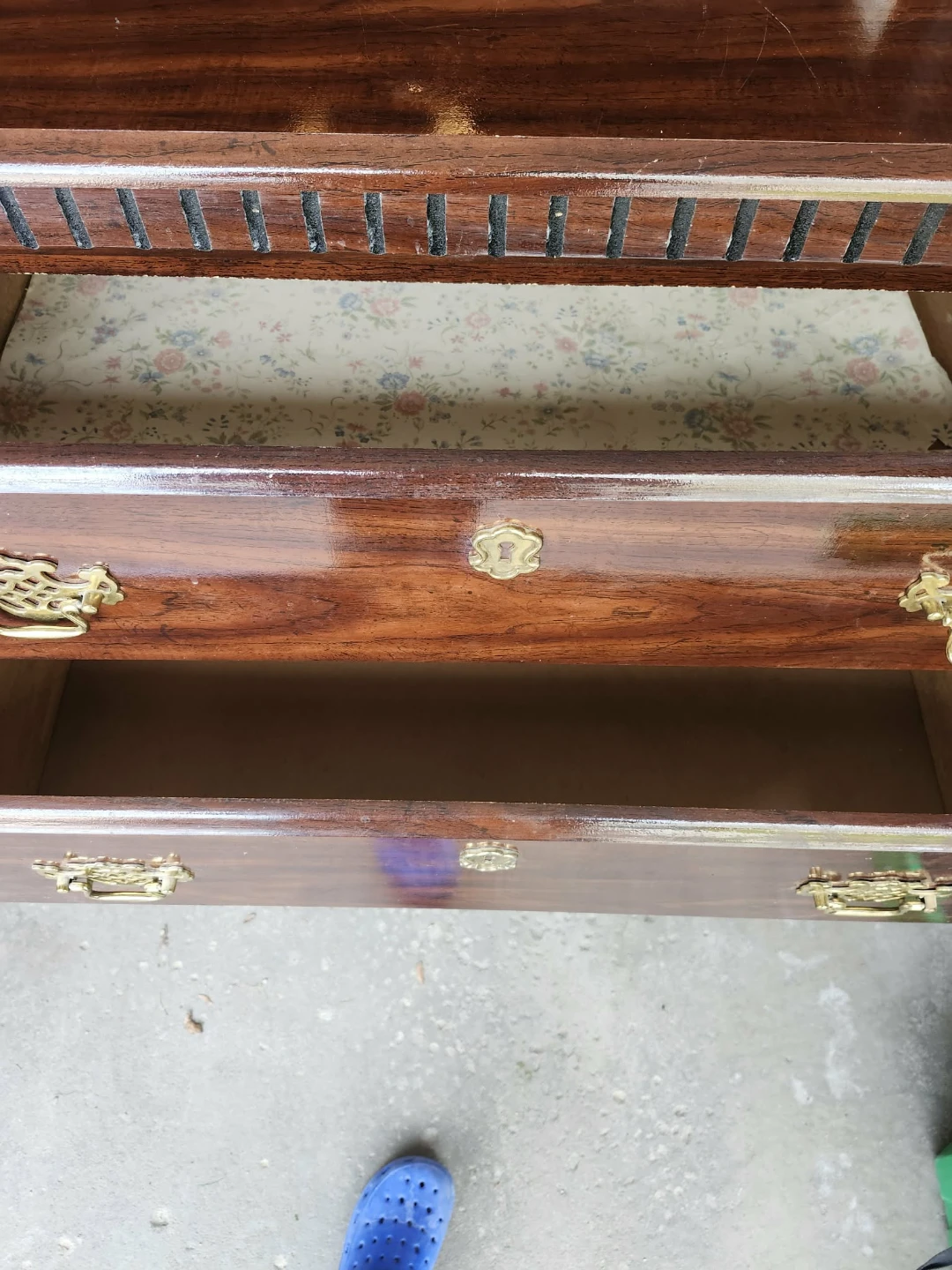 5 Pce Wooden Bedroom Set - photo 4