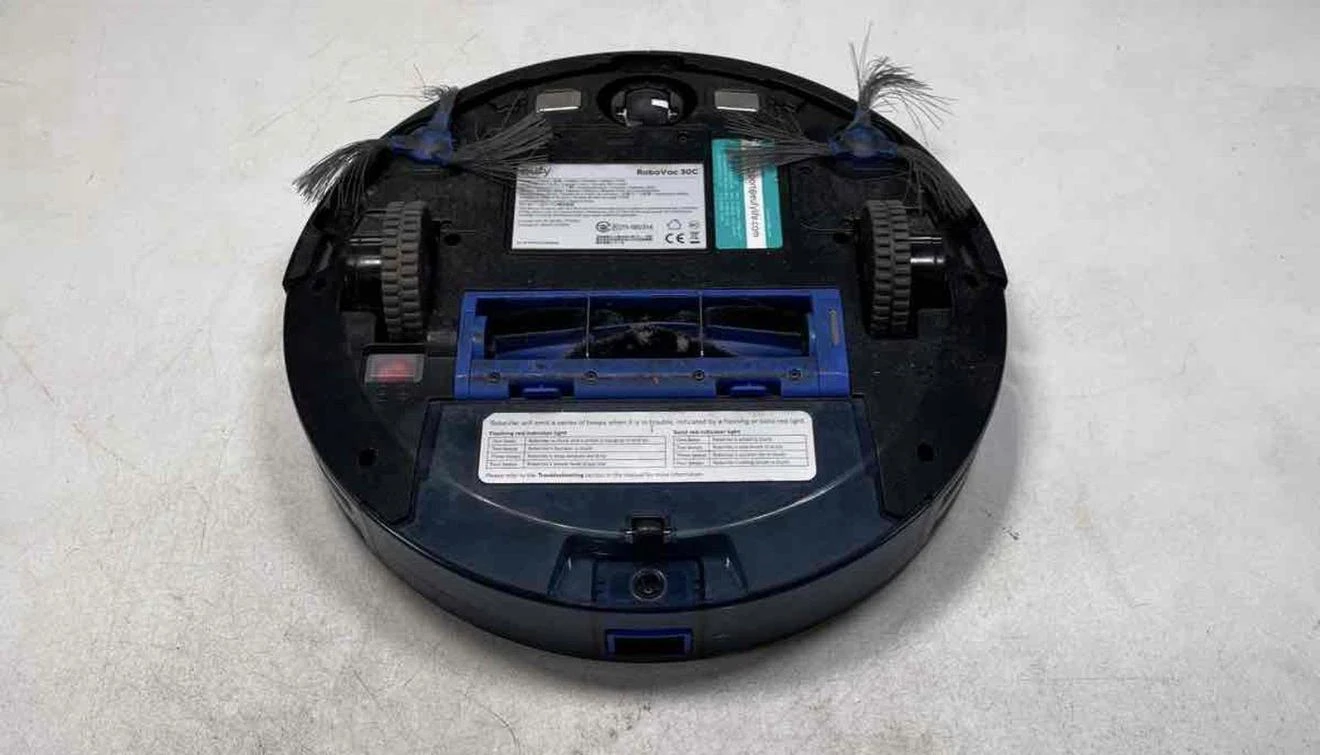 eufy RoboVac 30C Robot Vacuum Cleaner (cash only) - photo 4