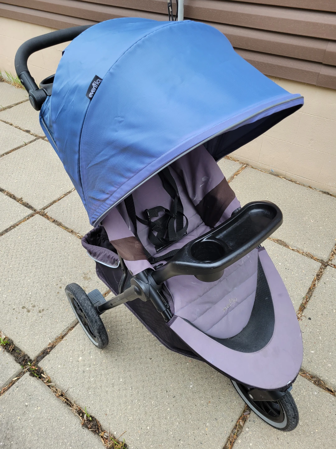 Evenflo Stroller - photo 2