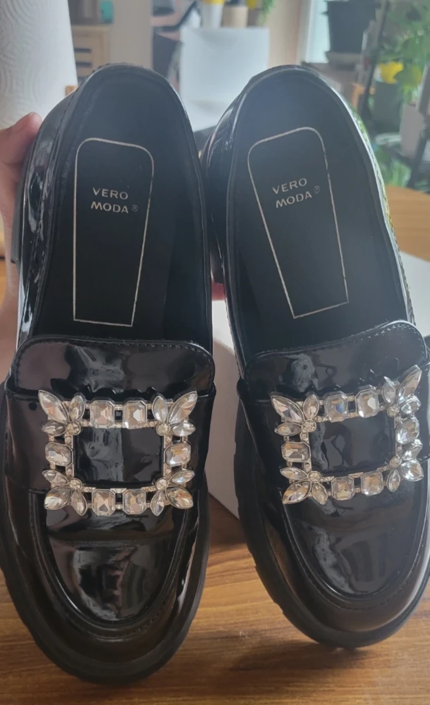 Vero Moda Women's Black Patent Loafers Size 6 - photo 3