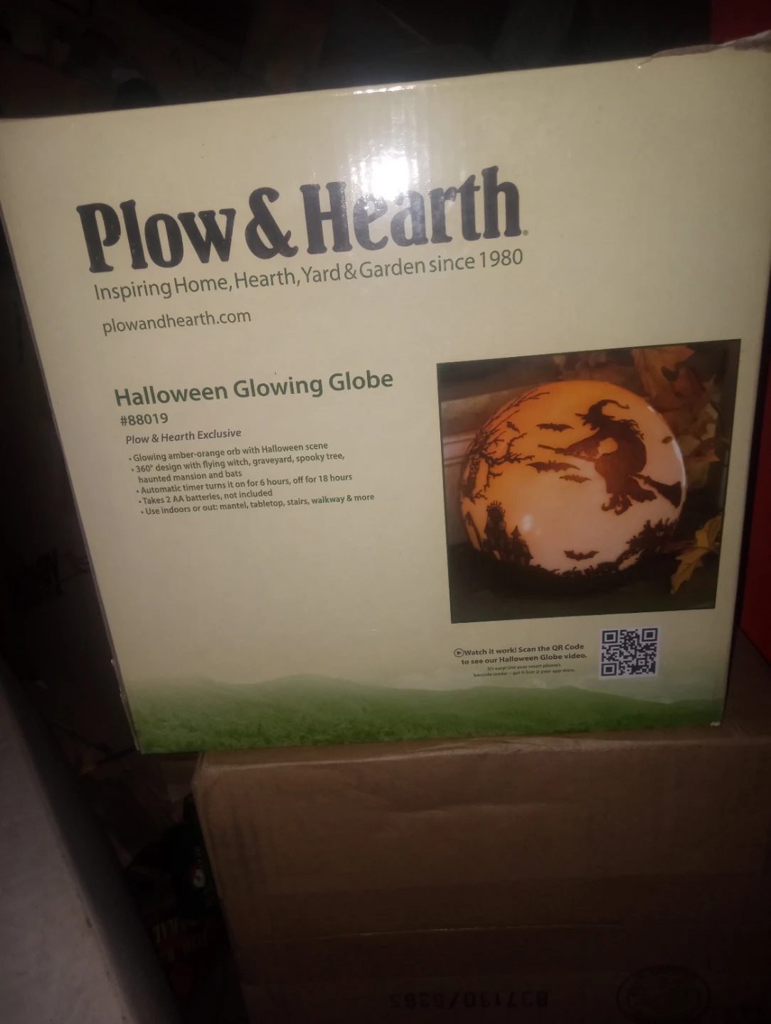 Plow & Hearth Halloween Glowing Orb #88019