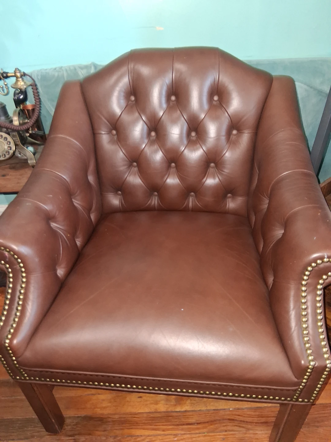 Alex Stuart Design Tufted Leather Armchair - photo 3