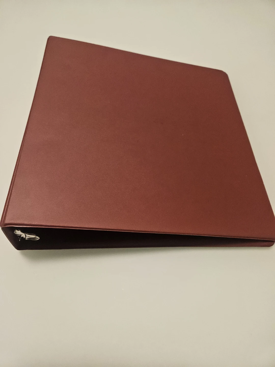 Grand & Toy Red 2" Round Ring Binder