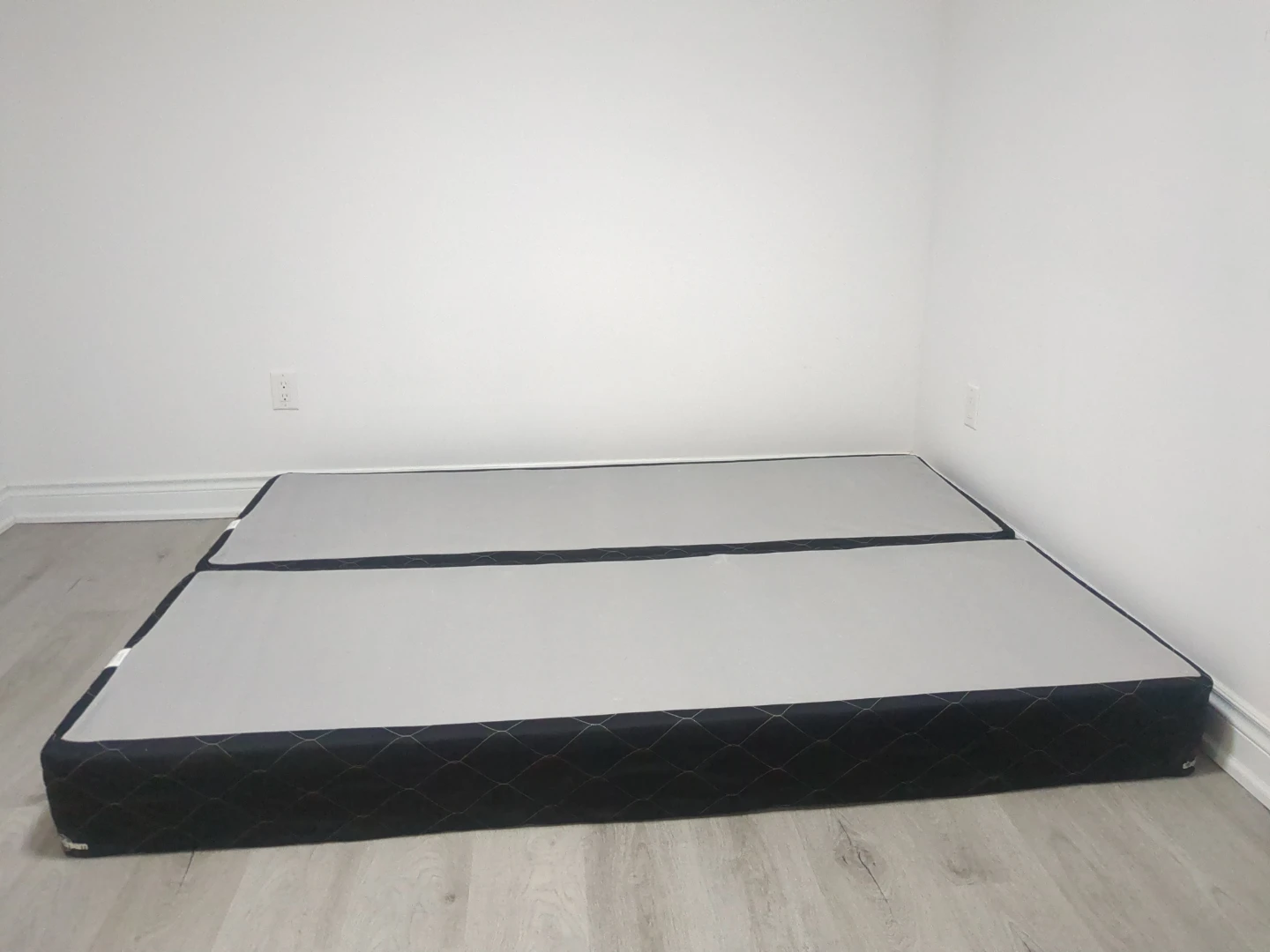 Split Queen Box Spring - photo 3