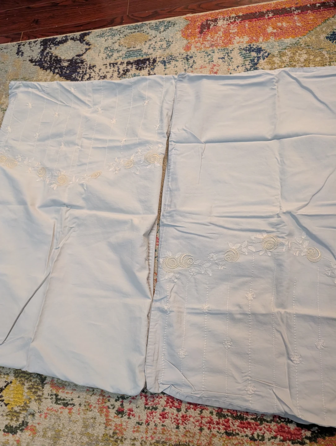 Bella Lux Embroidered Pillowcases (Pair) - photo 3