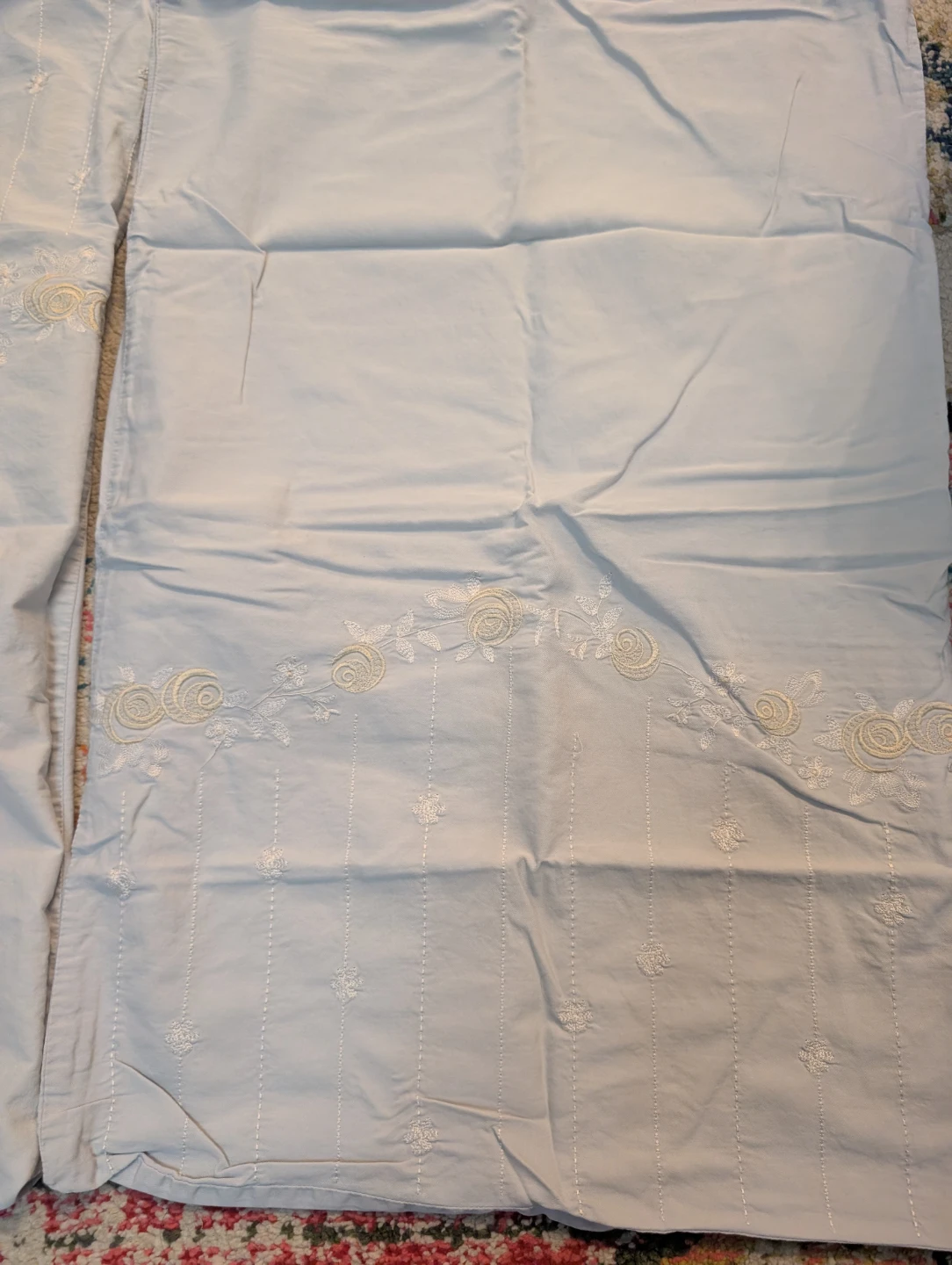 Bella Lux Embroidered Pillowcases (Pair) - photo 4