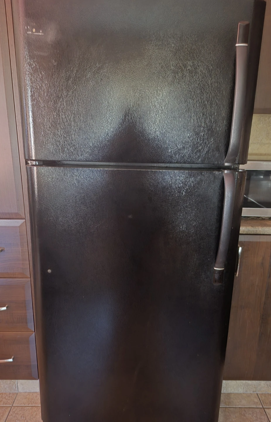 Frigidaire black stove and microwave set used - photo 2