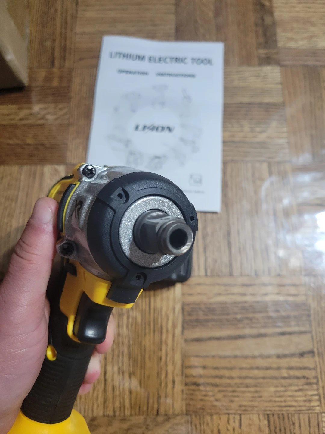 (tool only!!) LI-ION Cordless Wrench 20V F Max - photo 2
