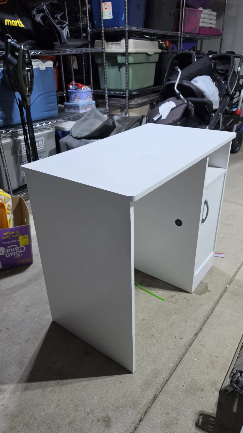 Small bedroom desk. - photo 3