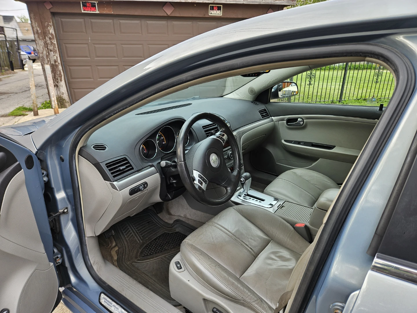 Blue Saturn Aura Sedan - photo 5