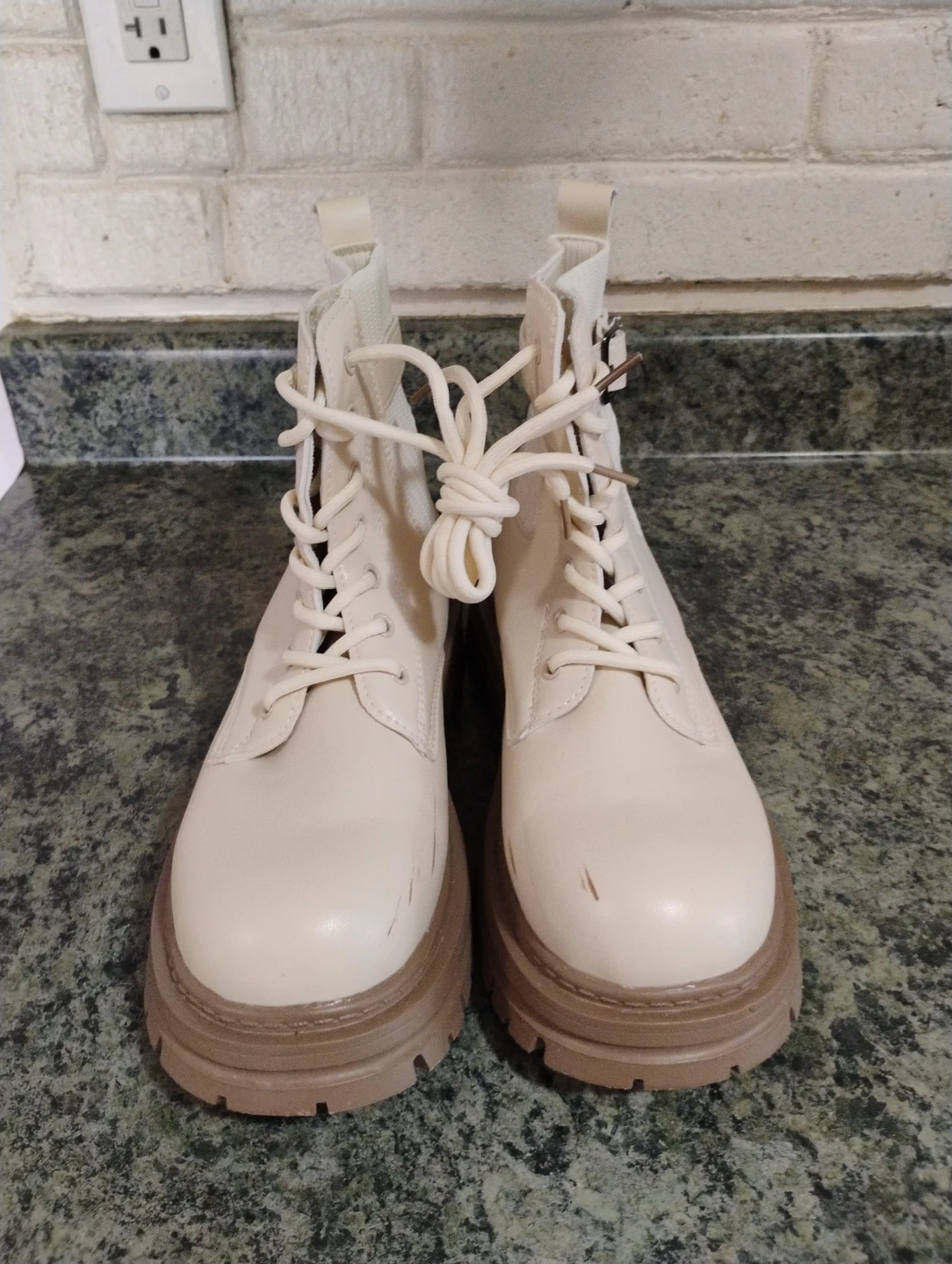 Women's Cream Combat Boots Size 40 - photo 4