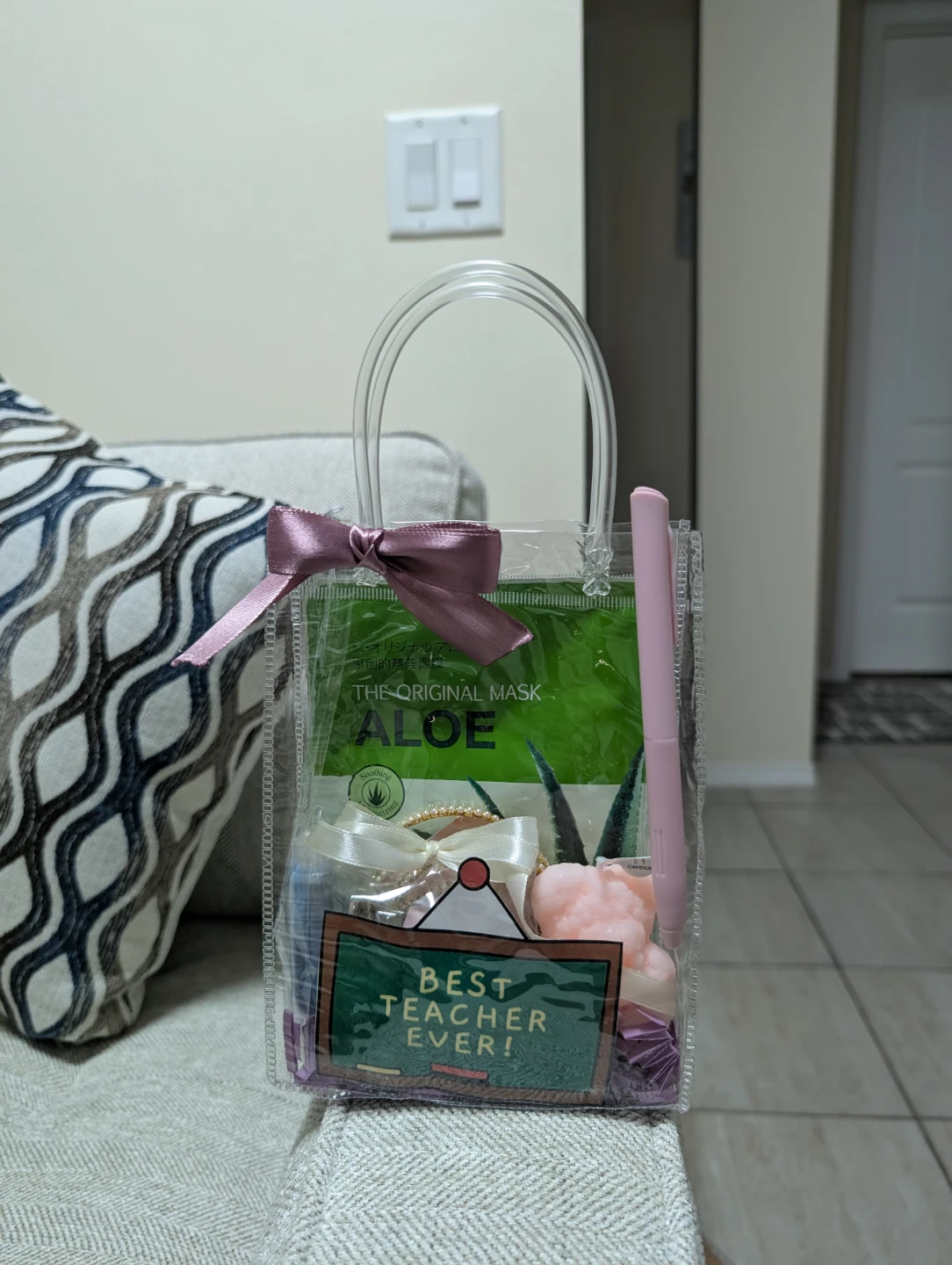 Nush Teacher's appreciation Gift Bag - Best Teacher Ever! - photo 4